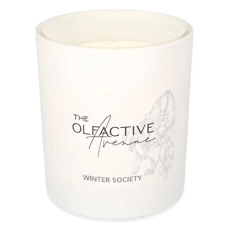 WINTER SOCIETY Duftkerze – stimmungsvolle Kerze mit ätherischen Duftnoten