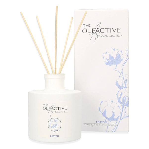 Luxuriöser Cotton Raumduft Diffuser – pudrig-florale Baumwollblüte mit Rattanstäbchen, The Olfactive Avenue